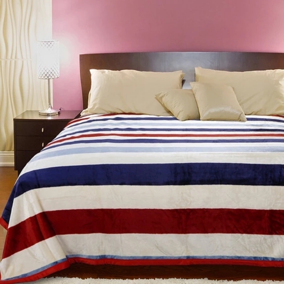 Luxury Collection Barren Striped Blanket - Picture 1 of 3
